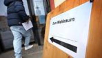 Kommunalwahlen: Stichwahlen: Etwas niedrigere Beteiligung in großen Städten