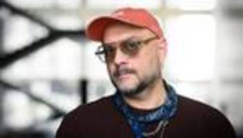 Kultur: In Russland verboten: Ballett Nurejew in Berlin gefeiert