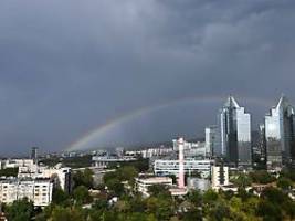 die heimat holt uns ein: geflüchtete russen sind in kasachstan nicht mehr sicher