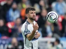 Ex-DFB-Stars nur in Jokerrollen: Timo Werner besiegt Thomas Müller und ist schwer begeistert von ihm