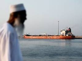 Reaktion auf Trumps Ultimatum: Iran droht mit vollständiger Schließung der Straße von Hormus