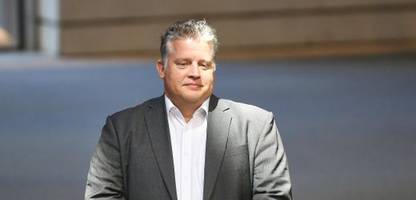carsten träger ist tot: spd-staatssekretär stirbt im alter von 52 jahren nach kollaps