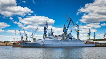 rheinmetall will neue marine-fregatten schneller zu wasser lassen