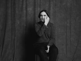 Elias Hirschl: Welche Macht hat Sprache über uns?