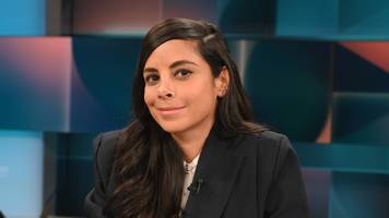 13.000 Menschen in Berlin: Hoher Andrang bei Demonstration in Solidarität mit Collien Fernandes