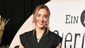 Trotz Rolle bei Sat.1-Serie: Jörg Pilawas Tochter Emmy verdient Miete mit Job im Café