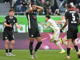 Abstiegsduell der Bundesliga: Werder vergrößert die Wolfsburger Existenzangst