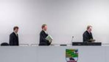 Anschlag auf Weihnachtsmarkt: Magdeburger Todesfahrer ins Gericht getragen