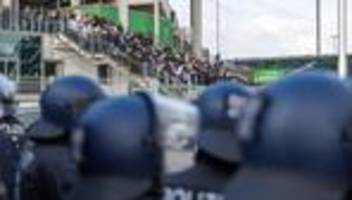 Fußball-Bundesliga: So reagiert Werder Bremen nach Fan-Vorfällen in Wolfsburg