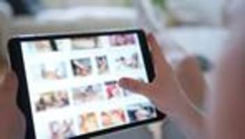 Nach Krebserkrankung: Erotik-Milliardär hinter Online-Plattform OnlyFans gestorben