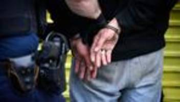 Statistik: Polizei meldet weniger Straftaten – Gewalt nimmt zu