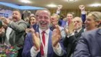 Wahlschlappe der SPD: Politikwissenschaftler: AfD wird Herausforderung