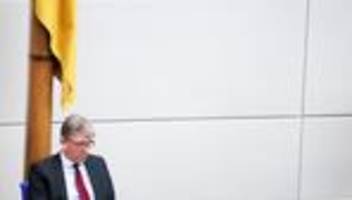 kulturstaatsminister: buchenwald-verbände fordern von wolfram weimer verzicht auf rede