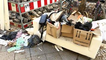 Straße in Moabit wird zur Müllhalde – Anwohner brauchen noch Geduld