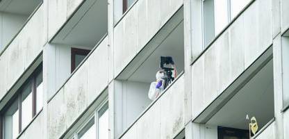 Hamburg: Gericht verurteilt zehn Männer nach tödlichem Balkonsturz eines 15-Jährigen