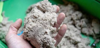 Heku, Moses: Stiftung Warentest warnt vor Asbest in Spielsand und Bastelsand