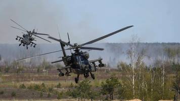 Übung: Apache-Hubschrauber schießen erstmals Drohnen über Deutschland ab