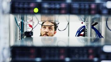 Brite hat bei 500 Stellenbewerbungen eine Absage erhalten und bezieht nun Sozialhilfe – er hat einen Master-Abschluss