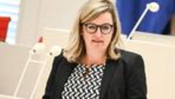 Martina Klement: Neue Ministerin für Beibehaltung der Russland-Sanktionen