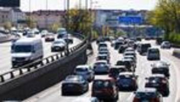 Verkehrsinformationszentrale: Volle Straßen vor Ostern und am Wochenende