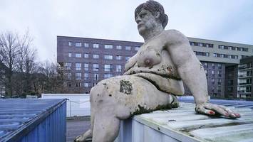 skandal-statue in ottensen: nackte „angie“ ist plötzlich verschwunden
