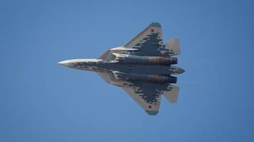 Flotte von Putins Superjet Su-57 kleiner als Jet-Bestand eines US-Flugzeugträgers