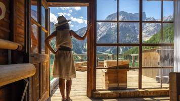 freiwillige gesucht, die einen monat lang kostenlos in den bergen wohnen möchten