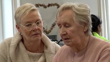 4000 Euro Pflegeheim: Kirsten muss Mutter zuhause pflegen