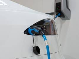 Elektromobilität: Regierung fördert jetzt Laden in Mehrfamilienhäusern