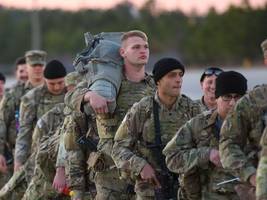 krieg im nahen osten: irans militär reagiert mit spott auf trumps aussagen