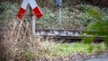 Kriminalität: Eisenteil auf Bahngleis: Bislang kein Täter ermittelt