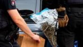 kriminalität: mehr als 2,5 kilo cannabis bei razzia entdeckt