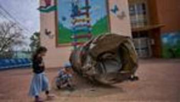 völkerrecht: Über das völkerrecht lachen sie nur