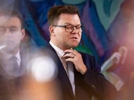 umweltminister im kreuzfeuer: schummelt der schwarz-rote schneider beim klimaschutz?