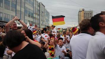 Regierung schafft Ausnahmeregel zu Public Viewing bei Fußball-WM