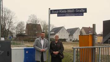 rosa-kiela-weiß-straße: diese bewegende geschichte steckt dahinter