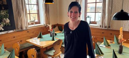 Für diesen Job zog die ganze Familie um: Sie ist die neue Wirtin im Jägerhaus Königsbrunn