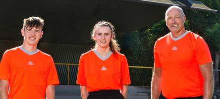 Jung, weiblich, Schiedsrichterin: Warum Angelina Reitmeir auf dem Platz gerne für Ordnung sorgt