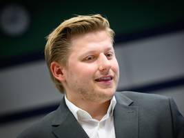 Satire: „Tote Faschisten muss man in Deutschland bejubeln dürfen“