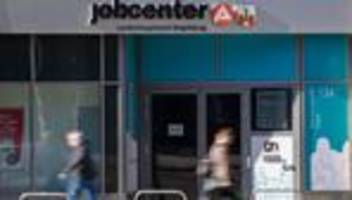 Arbeitsmarktentwicklung: Sachsen-Anhalt und Thüringen verlieren massiv Arbeitskräfte