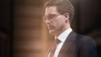 Nach Wahlniederlage: Fahrt im Schlafwagen – Hagel in der Kritik