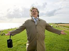 kerkelings kultfigur im kino: horst schlämmer sucht das glück und findet markus söder