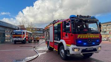 Feuer in Asylunterkunft – 90 Menschen gerettet, sieben verletzt