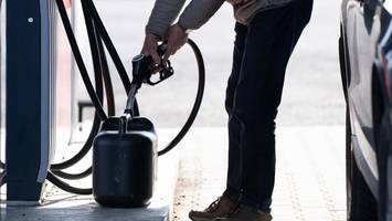 Zu viele Sprit-Sparer: Tankstellen in Tschechien erleben Engpässe