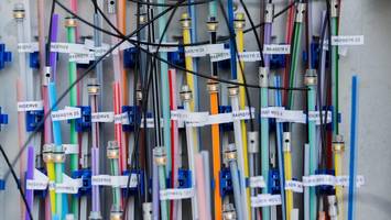 glasfaser verspricht schnelles internet – doch der ausbau kommt nicht voran