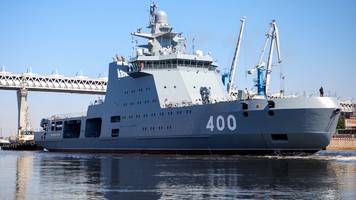 „purga“ kippt im hafen um: ukraine trifft putins 190-millionen-eisbrecher in der ostsee