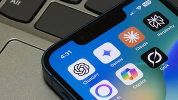 Neue Umfrage: Deutsche experimentieren mit KI vor allem im Privatleben