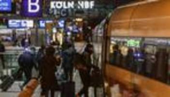 Deutsche Bahn: Mehr Fahrgäste: Nachfrage bei der Bahn weiter hoch