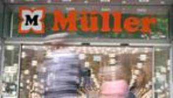 Drogeriemarktkette: Mit 93 Jahren: Erwin Müller richtet Führungsstruktur neu aus