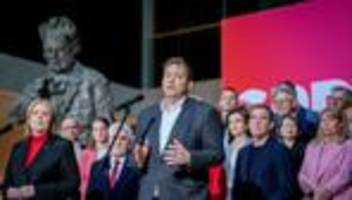 Reformagenda: SPD versammelt sich hinter angeschlagener Spitze